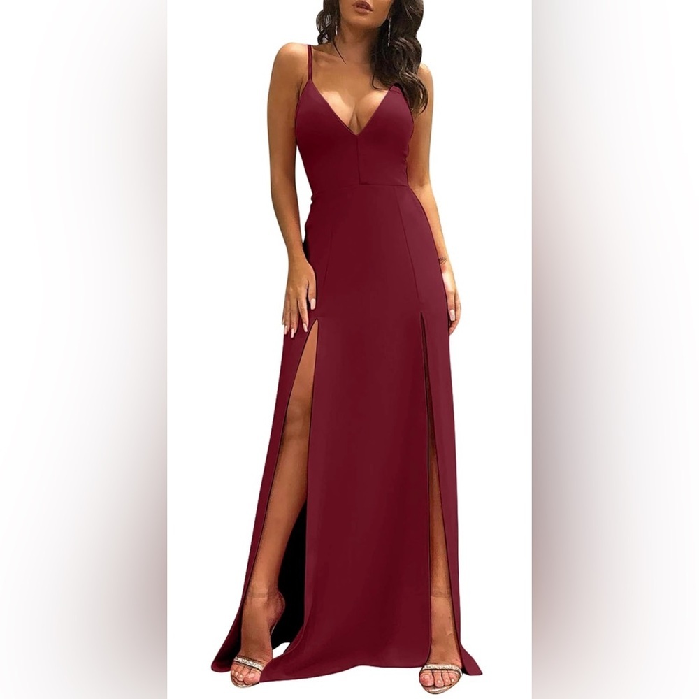 TOB (Amazon brand) Red Elegant Evening Gown NWT Small